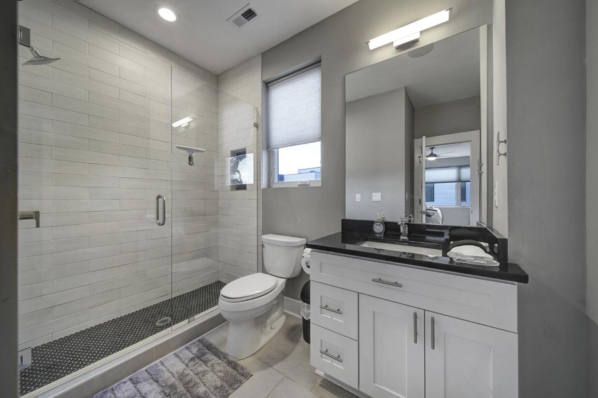 906 Westbrook B City Views Rooftop Hot Tub And Short Walk To Stadium ชาร์ล็อต ภายนอก รูปภาพ