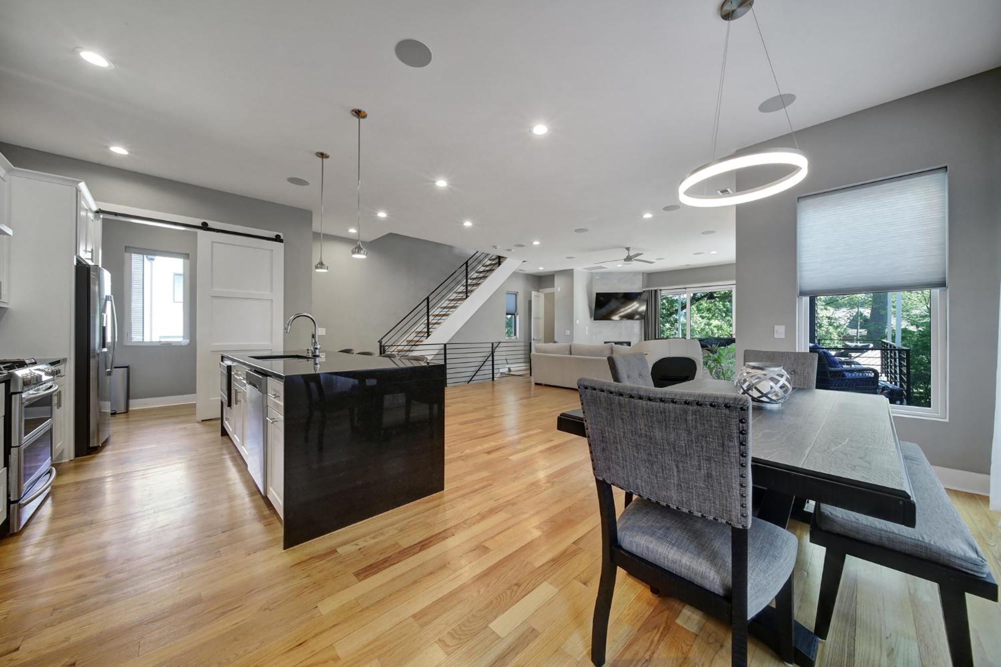 906 Westbrook B City Views Rooftop Hot Tub And Short Walk To Stadium ชาร์ล็อต ภายนอก รูปภาพ