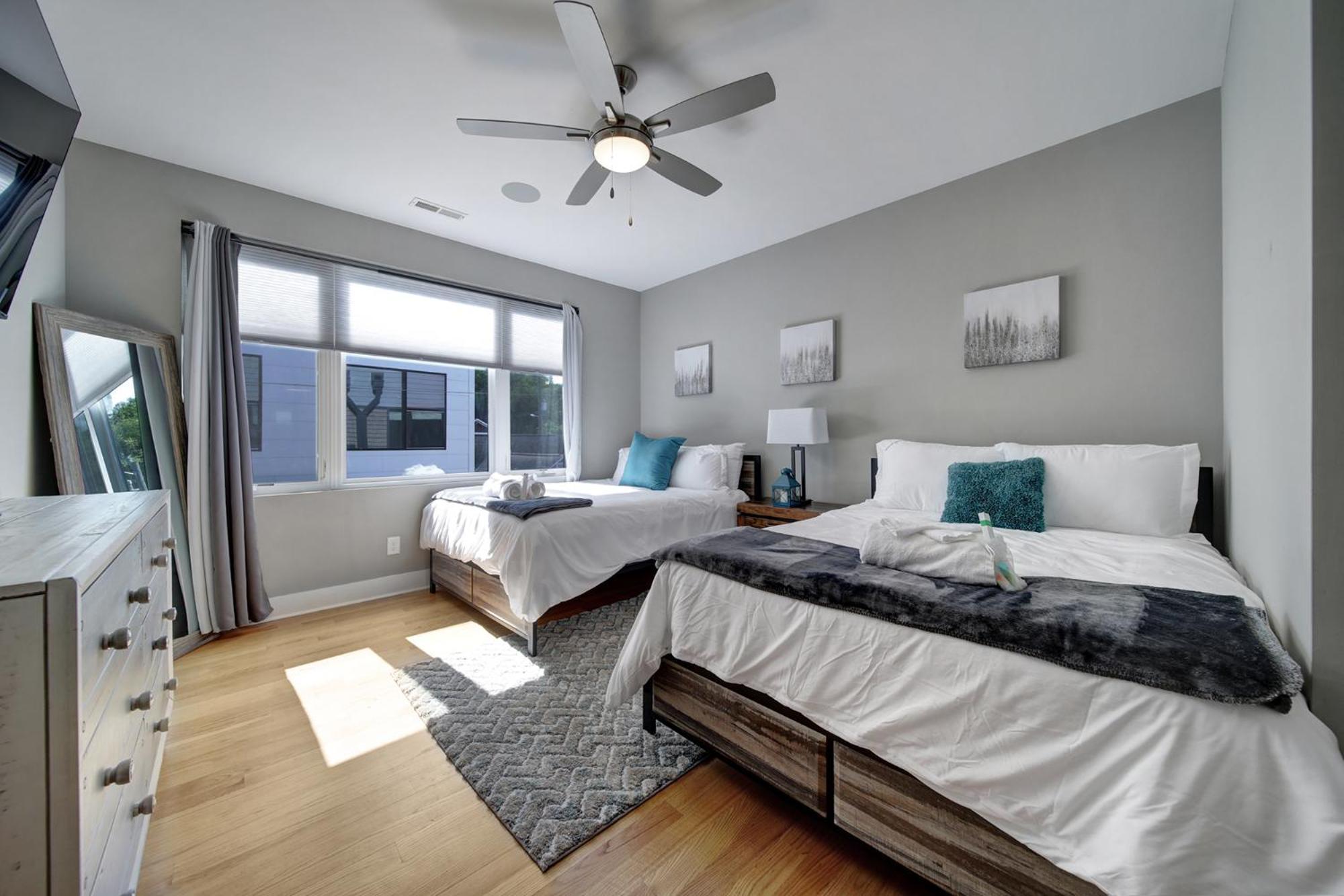906 Westbrook B City Views Rooftop Hot Tub And Short Walk To Stadium ชาร์ล็อต ภายนอก รูปภาพ