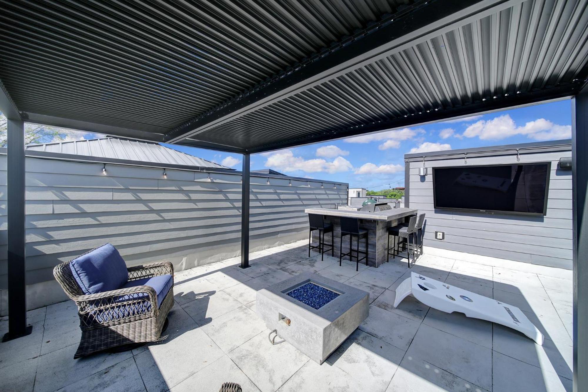 906 Westbrook B City Views Rooftop Hot Tub And Short Walk To Stadium ชาร์ล็อต ภายนอก รูปภาพ
